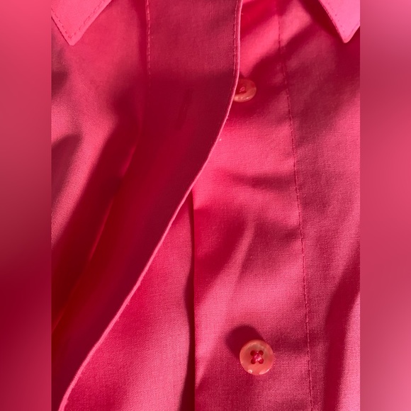 New FOXCROFT Wrinkle Free Pink Button Up Long Sleeve Blouse Woman’s Plus Size 16 - Picture 9 of 10